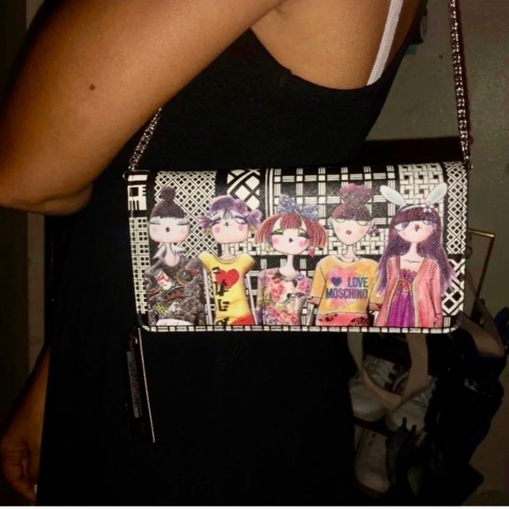 NWT Love Moschino shoulder bag/ Wallet.